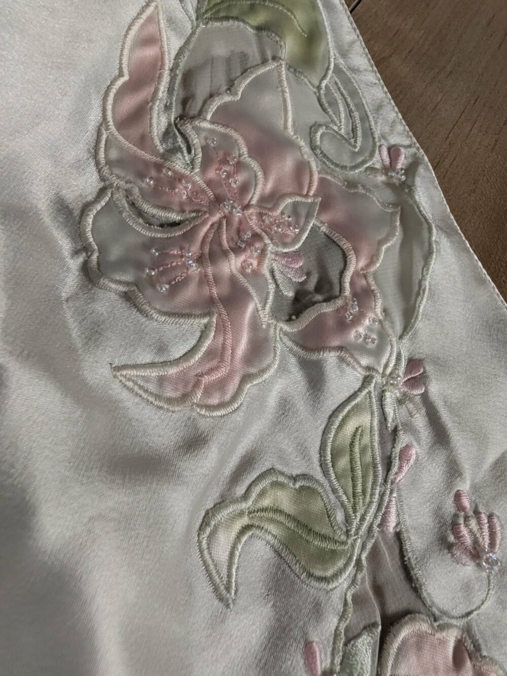 Vintage Eaton Satin Slip Dress Floral Appliqué Coquette Fairy Y2K M - Picture 3 of 9